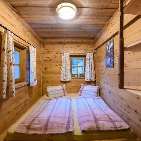 Feriehus Hungarhub Huette *